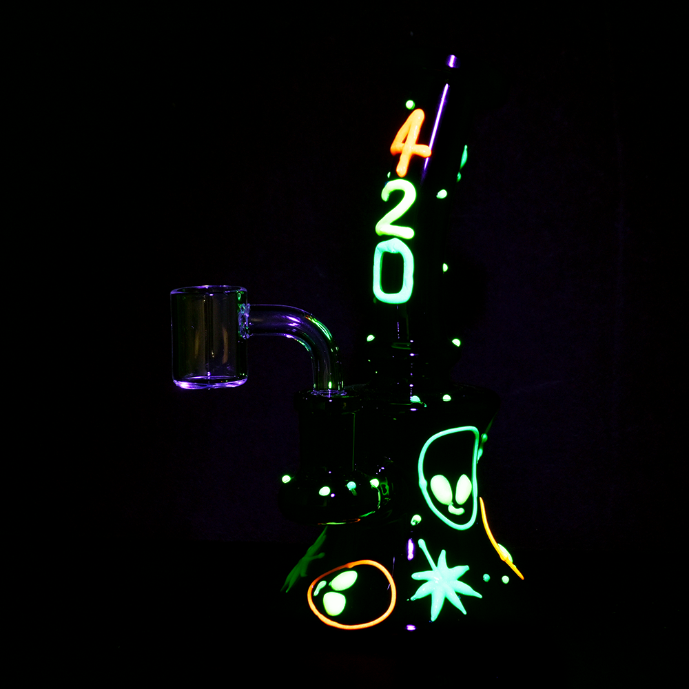 420 Alien Leaf Dab Rig | Glow In The Dark
