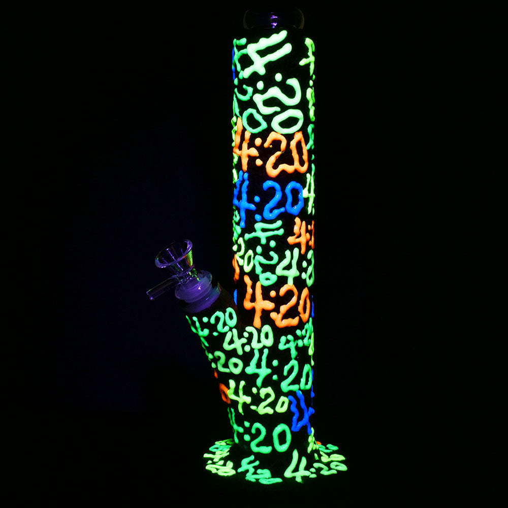 420 Everywhere Straight Tube Bong | Glow In The Dark
