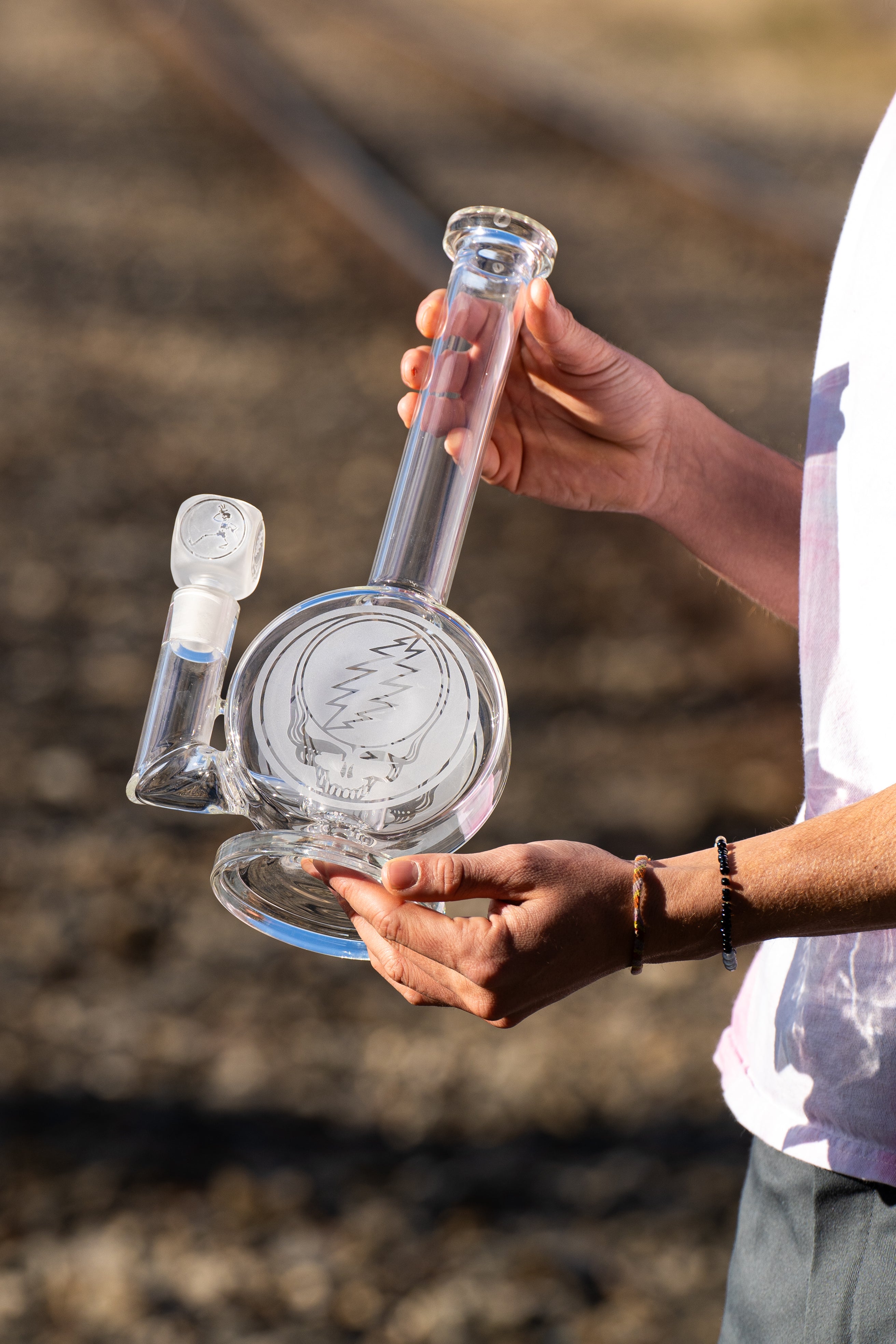 Grateful Dead x Pulsar Steal Your Face Chugger Bong | Lifestyle
