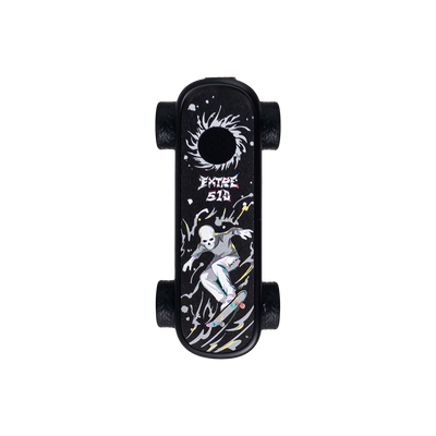 Extre Play Deck Skateboard 510 Battery | Black