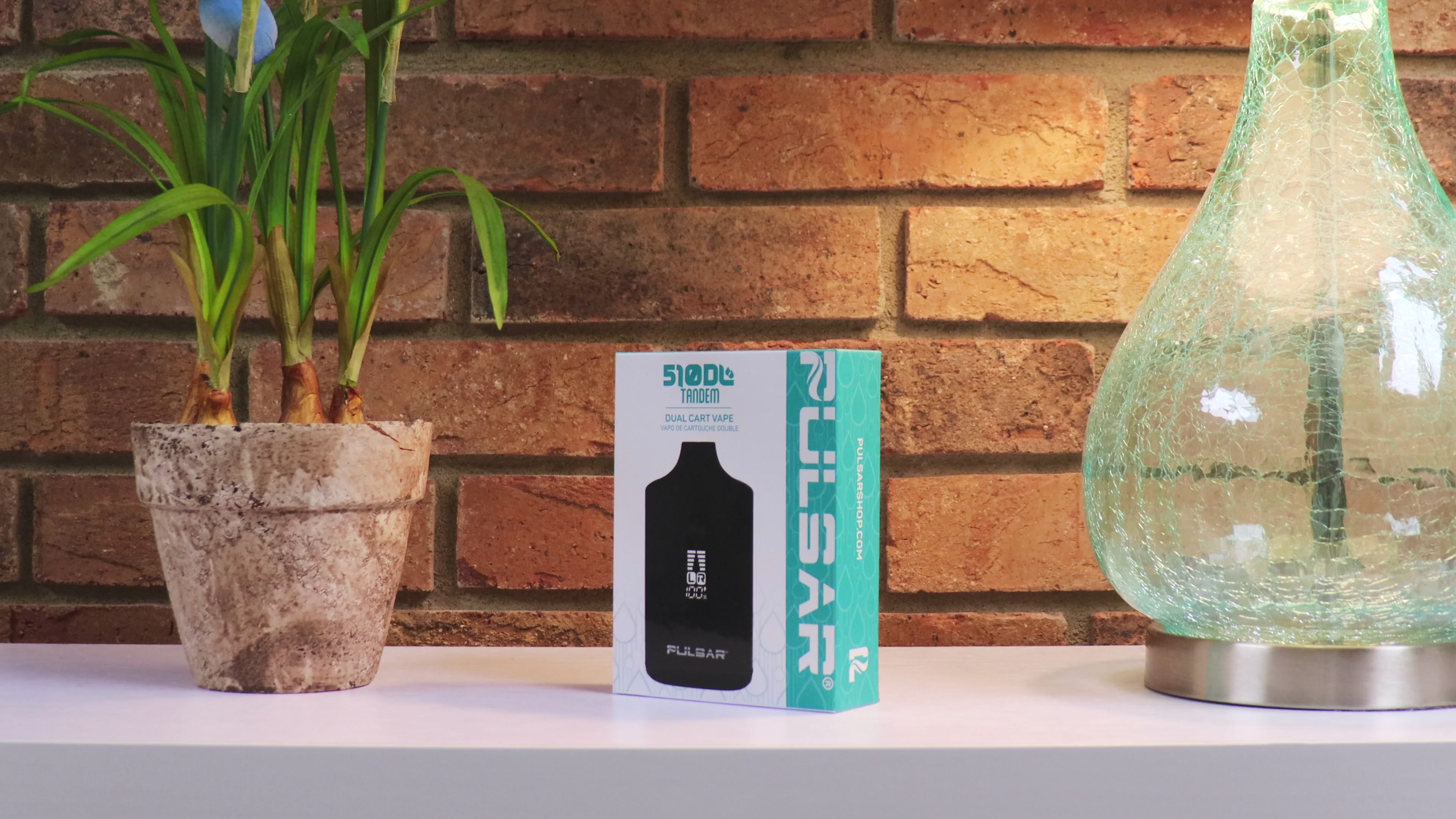 Load video: 510-dl-tandem-dual-cartridge-vape-bar-promo-video