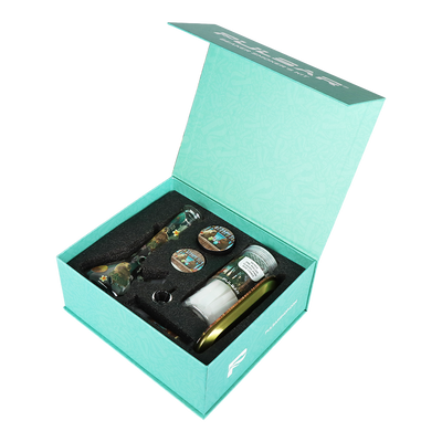 Pulsar Design Series Smoker's Kit | Capybara Cabana | Gift Box Packaging