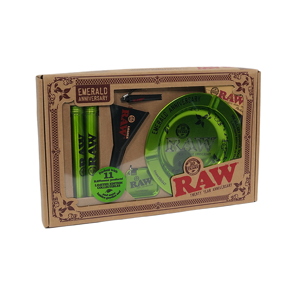 RAW 20th Anniversary Emerald Smoker's Kit | Packaging