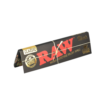 RAW Black Classic Rolling Papers | Individual Booklet