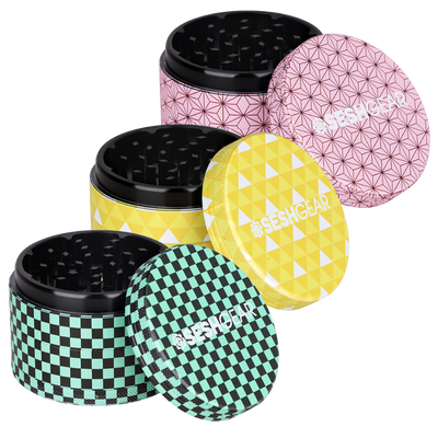 SeshGear Famous Kimono Grinder | 4pc | 2.5" | Group