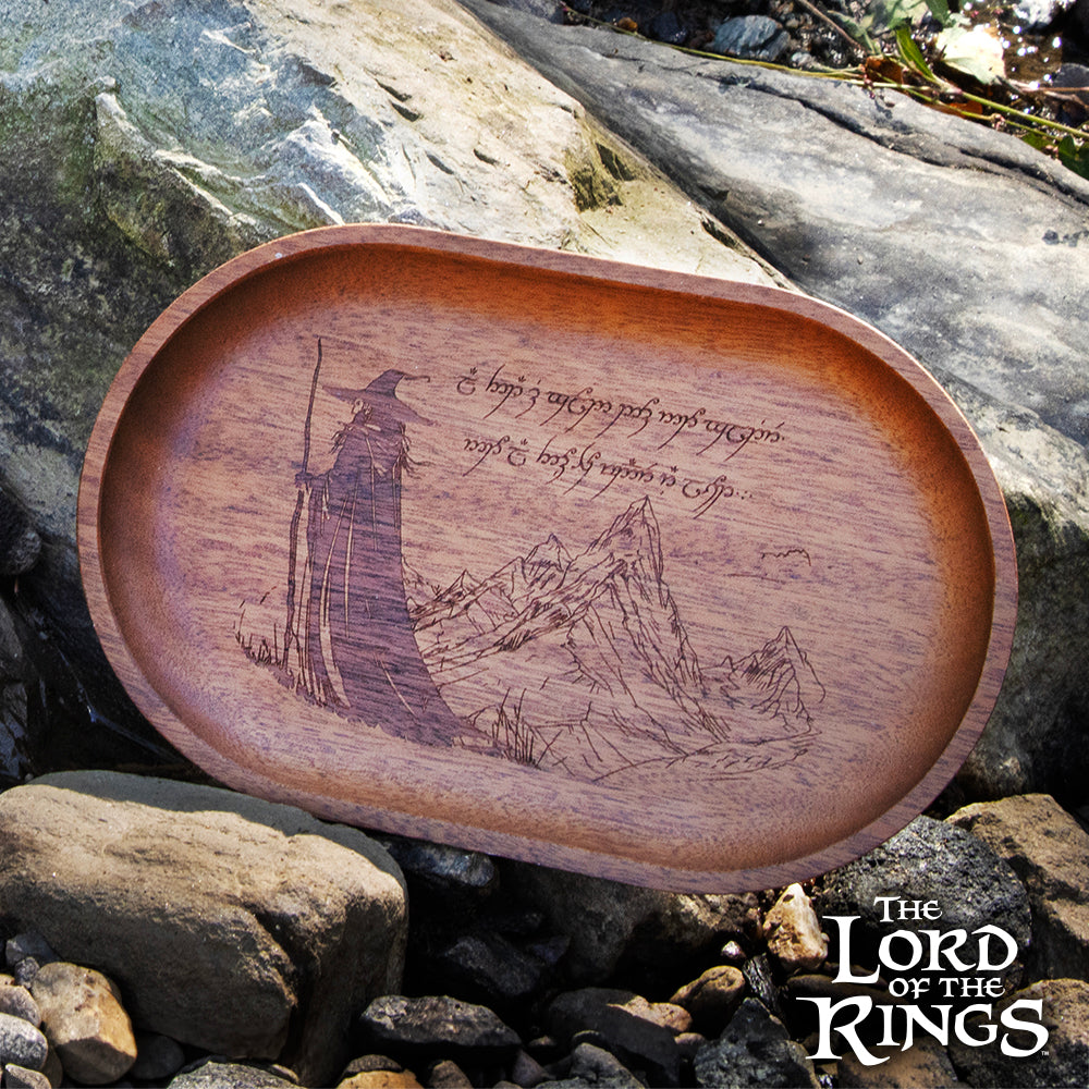 GANDALF™ Mahogany Wood Tray | Shire Pipes™ x The Lord of the Rings™ | Lifestyle