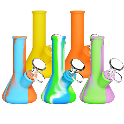 Silicone Travel Beaker Bong | Group